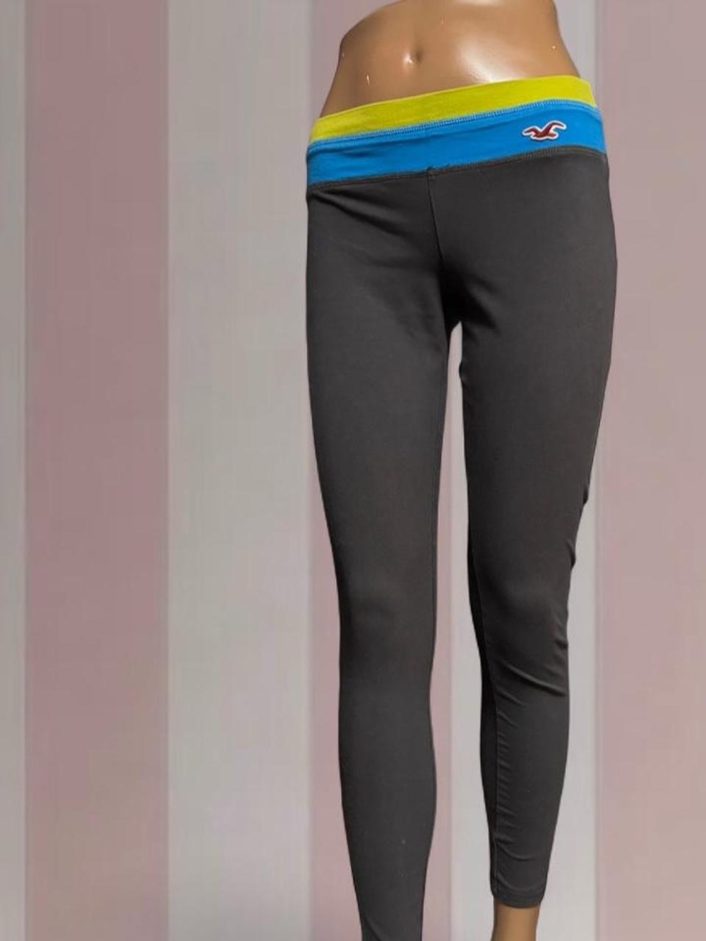 Hollister Co. y2K grey leggings with green and blue waistband - Picture 2 of 8